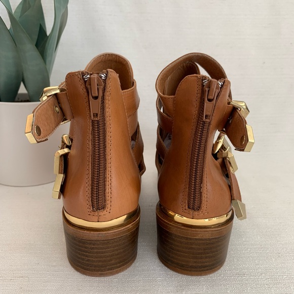 Seychelles Caramel Leather Gold Buckle Ankle Booties Woman’s 8.5 - Picture 9 of 11